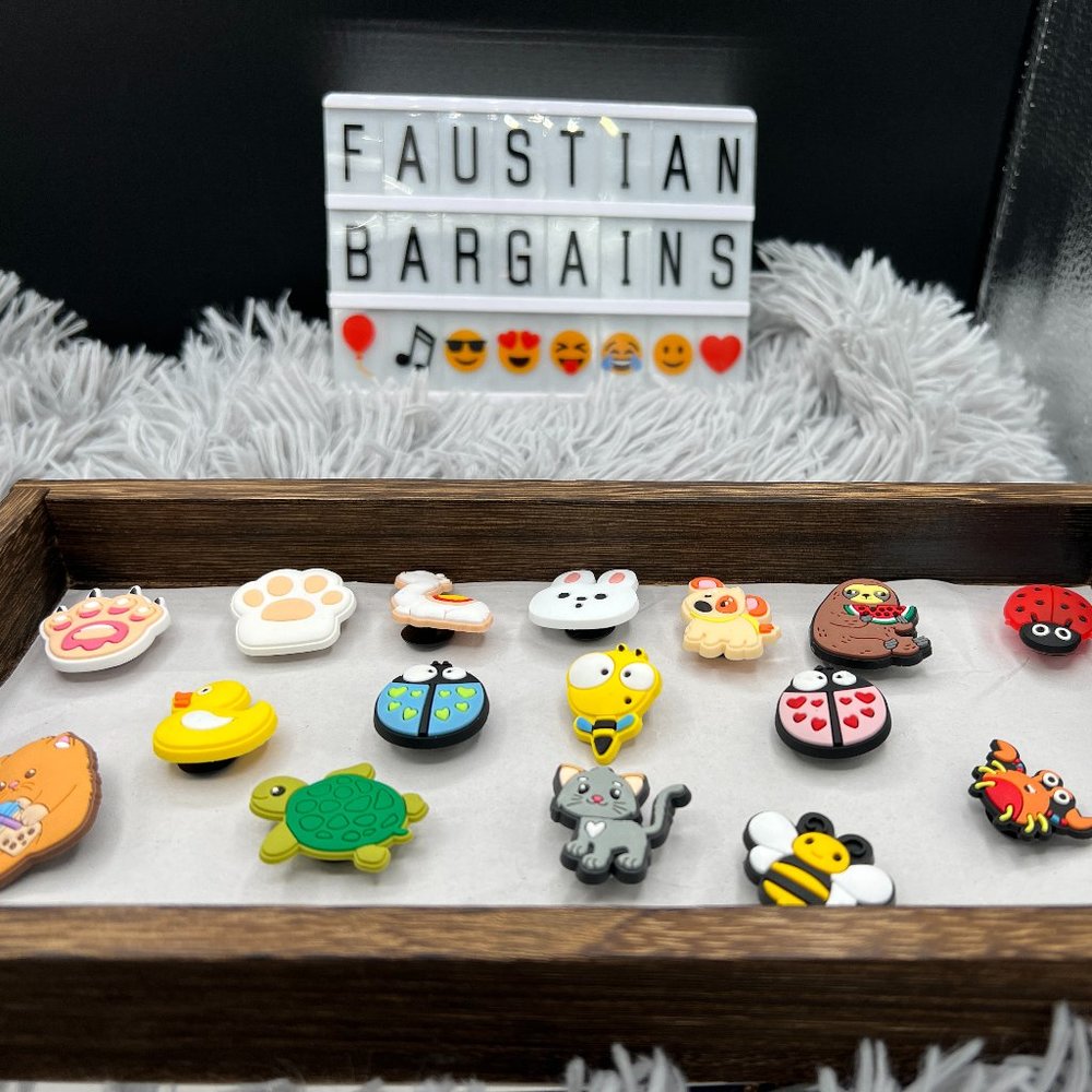 😈NEW 16 PC Animal Shoe Charms for Crocs, Purses, Bracelets, Wristbands & More😈